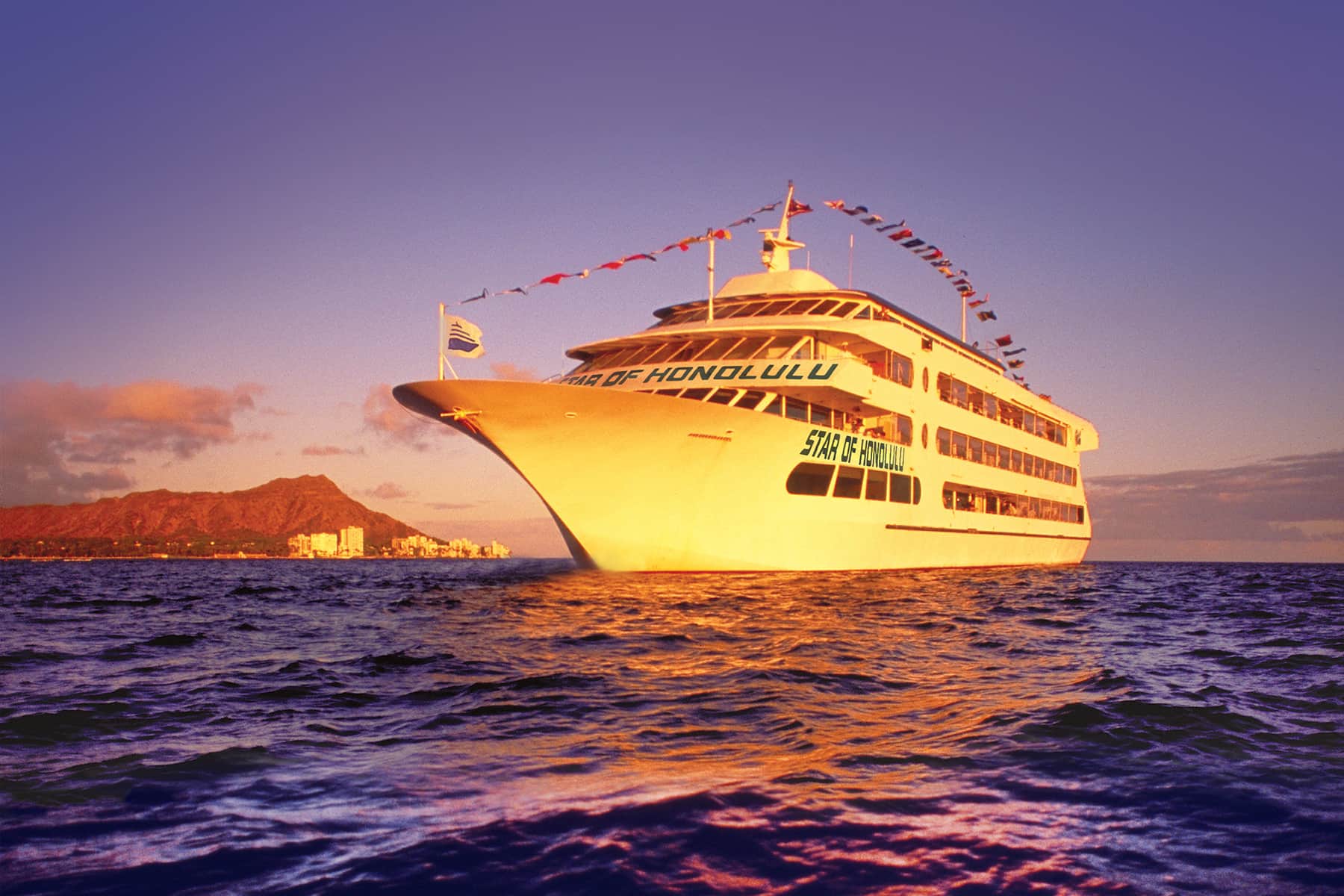 Luau & Dinner Shows